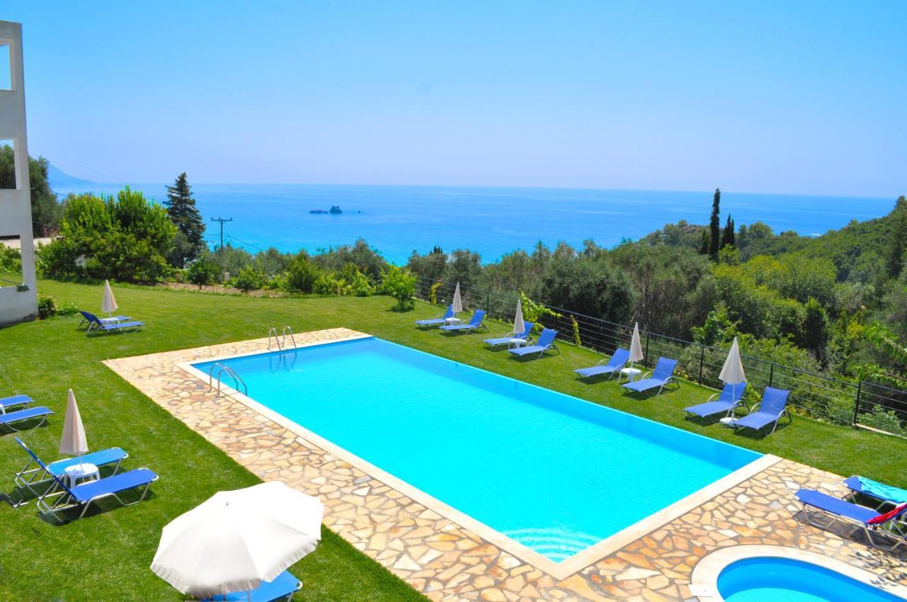 Luxury Loft Apartment With Pool - Pelekas Beach, Corfu Екстериор снимка