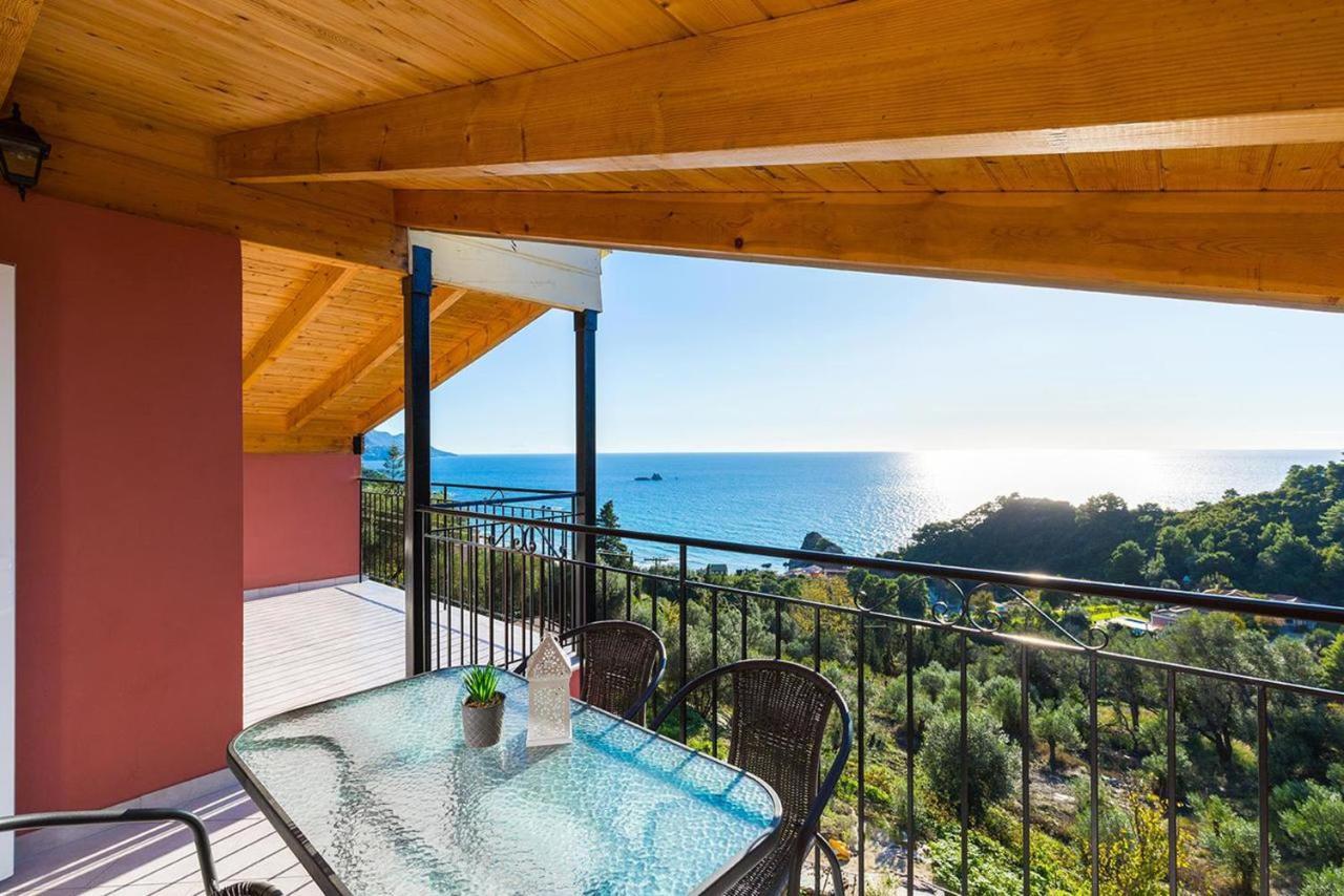 Luxury Loft Apartment With Pool - Pelekas Beach, Corfu Екстериор снимка